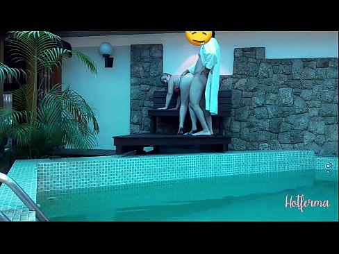 ❤️ Bòs envite sèvant nan pisin lan, men li pa t 'kapab reziste yon cho ️❌ Pornografi Larisi nan nou % ht.passionateembracespotlight.ru% ️❤